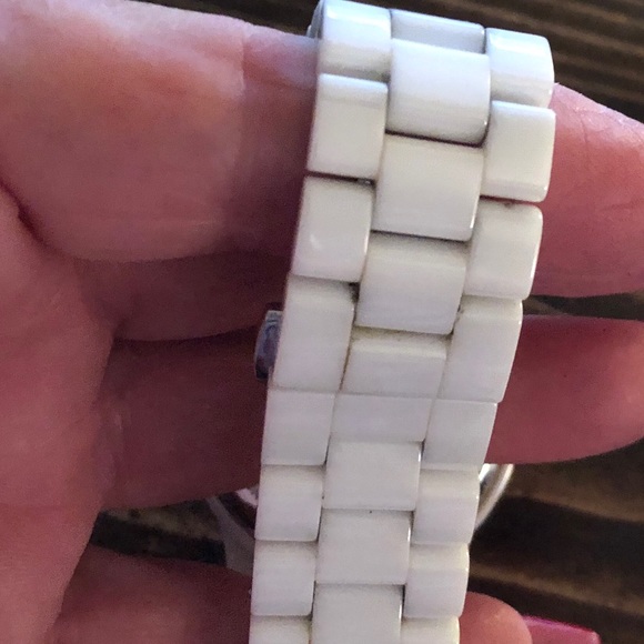 Watches - Picture 3 of 5